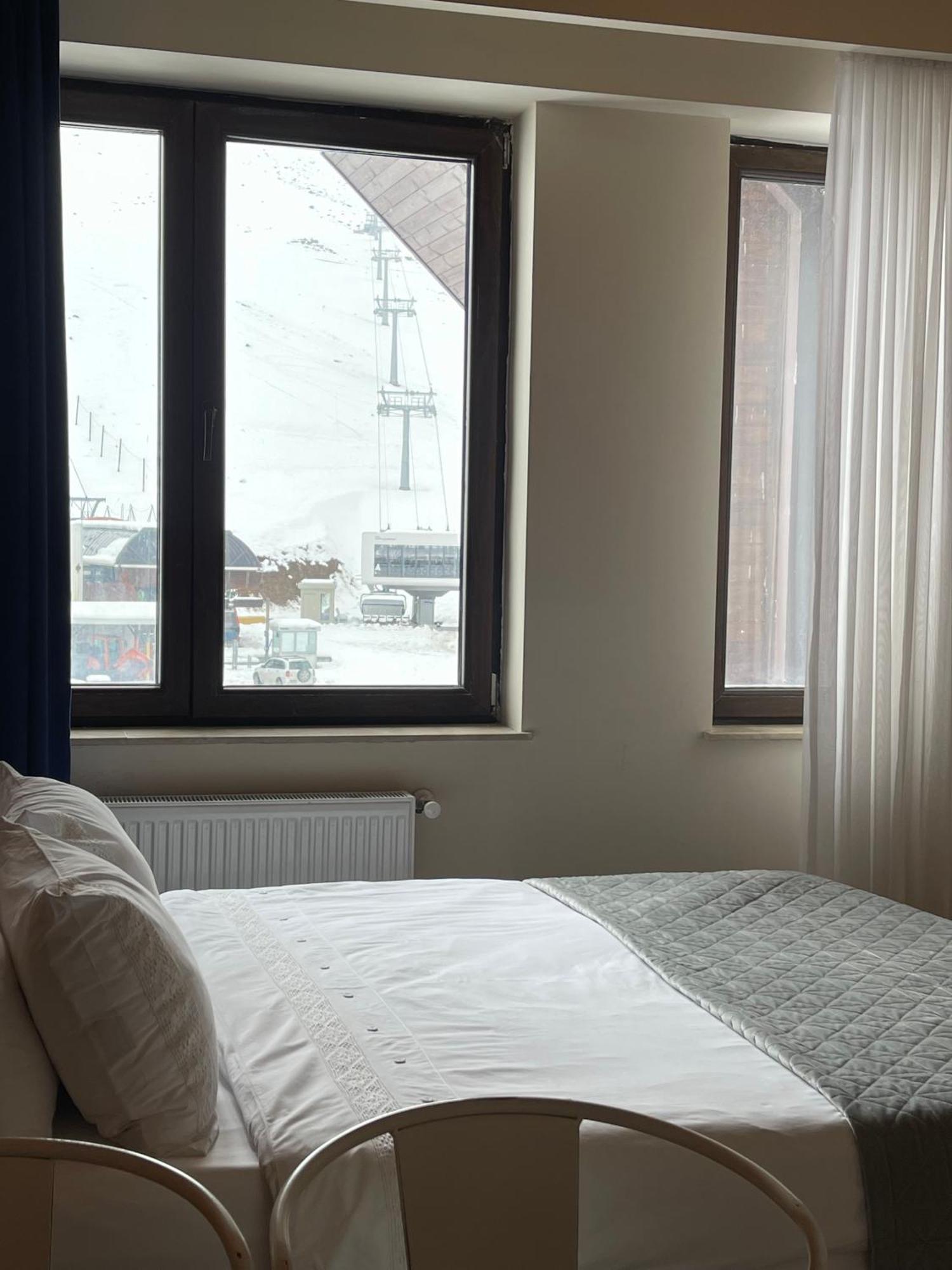 Happy Holidays Apartments In New Gudauri Kültér fotó