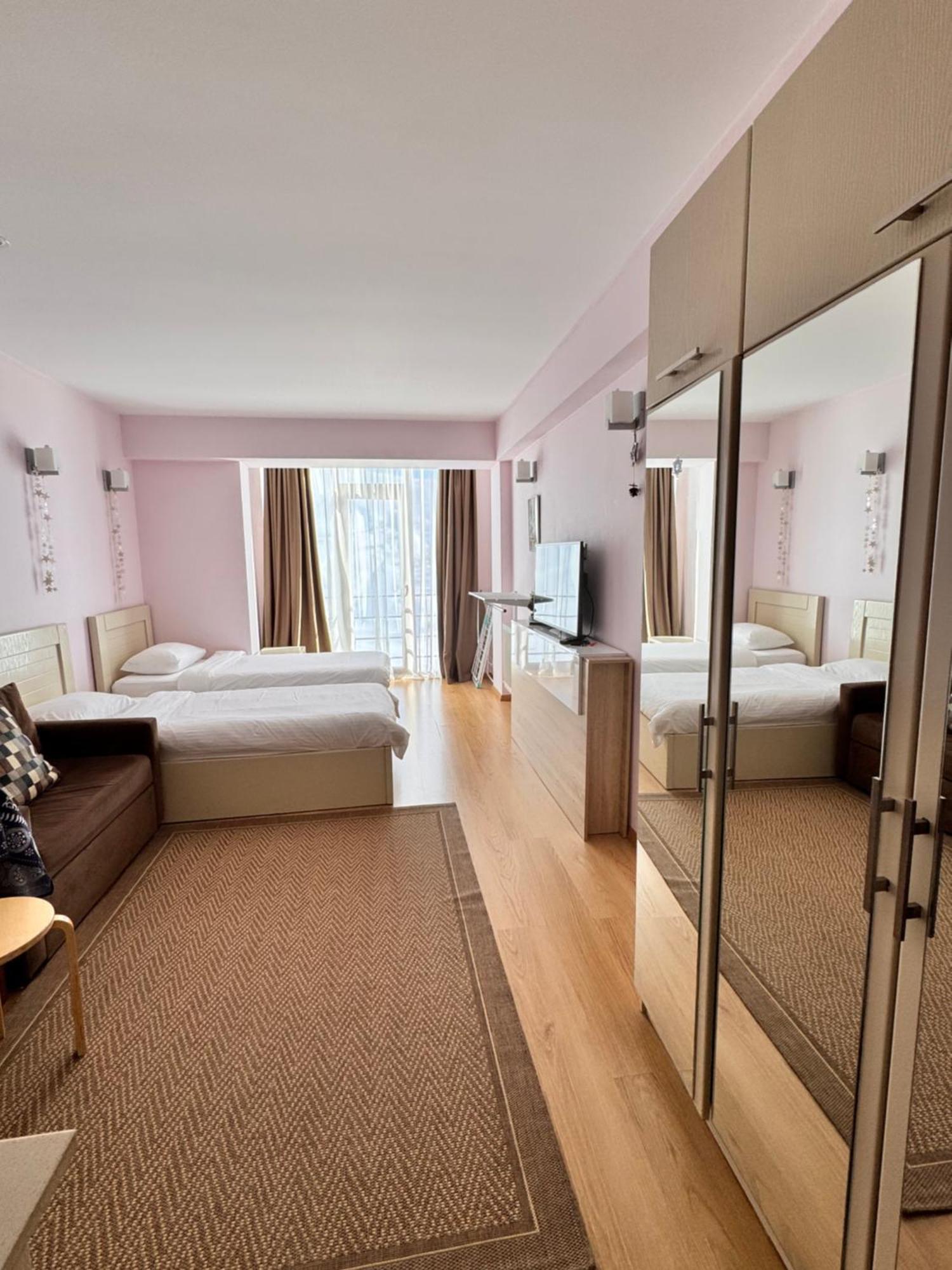 Happy Holidays Apartments In New Gudauri Kültér fotó